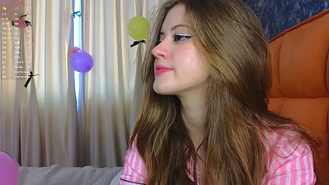 Orivienne online show from September 14, 2025, 7:18 am