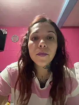 Snapshot of emperatrixsex chatting on February 3, 2026, 2:21 am emperatrixsex online show from February 3, 2026, 2:21 am