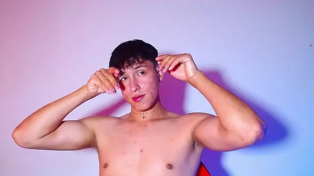 rowanbigboy23 online show from February 10, 2026, 2:43 pm