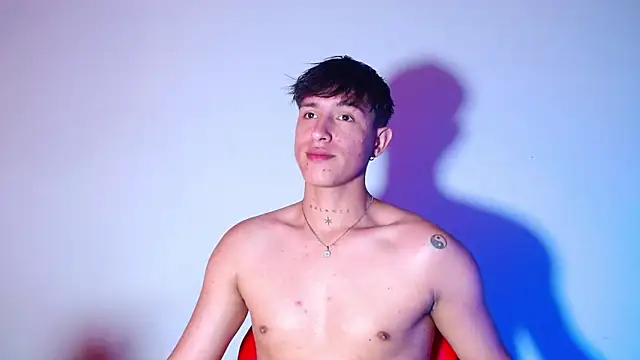 rowanbigboy23 online show from February 17, 2026, 5:41 pm