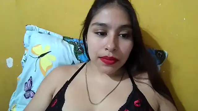 Snapshot of zairabreze chatting on November 26, 2025, 3:46 pm zairabreze online show from November 26, 2025, 3:46 pm