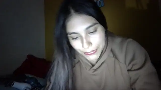 Snapshot of zairabreze chatting on January 10, 2026, 10:14 pm zairabreze online show from January 10, 2026, 10:14 pm