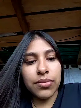 Snapshot of zairabreze chatting on January 17, 2026, 2:11 pm zairabreze online show from January 17, 2026, 2:11 pm