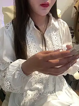 Snapshot of susu_baby chatting on February 1, 2026, 12:20 am susu baby online show from February 1, 2026, 12:20 am