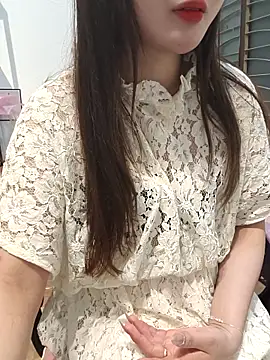 Snapshot of susu_baby chatting on February 11, 2026, 2:27 am susu baby online show from February 11, 2026, 2:27 am