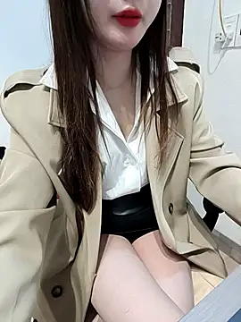 Snapshot of susu_baby chatting on February 11, 2026, 2:33 pm susu baby online show from February 11, 2026, 2:33 pm