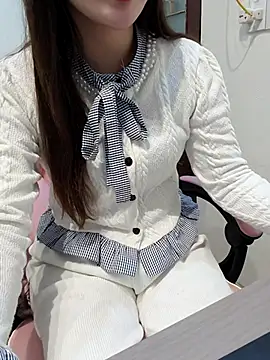 Snapshot of susu_baby chatting on February 13, 2026, 5:58 am susu baby online show from February 13, 2026, 5:58 am