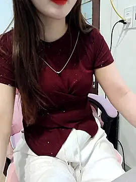 Snapshot of susu_baby chatting on February 19, 2026, 8:32 am susu baby online show from February 19, 2026, 8:32 am