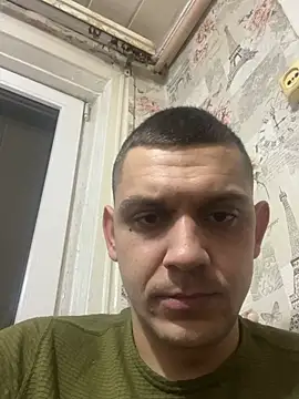 Snapshot of BogdanNegoda chatting on February 18, 2026, 4:03 pm BogdanNegoda online show from February 18, 2026, 4:03 pm