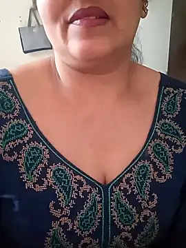 Snapshot of angel_ridhi chatting on February 4, 2026, 6:52 am angel ridhi online show from February 4, 2026, 6:52 am