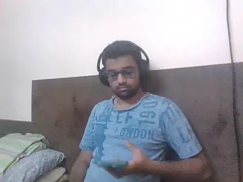 Snapshot of GOJO_1 chatting on November 4, 2025, 5:50 am GOJO 1 online show from November 4, 2025, 5:50 am