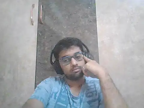 Snapshot of GOJO_1 chatting on November 24, 2025, 2:50 pm GOJO 1 online show from November 24, 2025, 2:50 pm