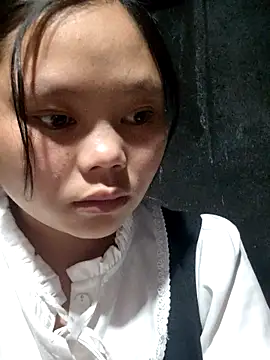 omiu-baby online show from February 2, 2026, 11:14 pm