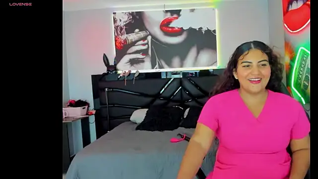 Snapshot of Sara_Bdsm_ chatting on February 8, 2026, 2:53 pm Sara Bdsm online show from February 8, 2026, 2:53 pm