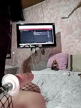 Snapshot of Kitty_Melodi chatting on November 29, 2025, 9:23 am Kitty Melodi online show from November 29, 2025, 9:23 am