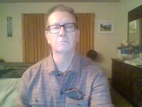 Snapshot of camminmichaellll chatting on February 9, 2025, 5:50 am camminmichaellll online show from February 9, 2025, 5:50 am