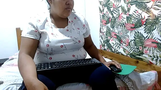 69smallstar online show from February 27, 2026, 11:54 am