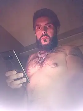 Snapshot of hornylatino702 chatting on February 18, 2026, 11:06 am hornylatino702 online show from February 18, 2026, 11:06 am