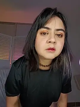 LylaVixxen online show from November 8, 2025, 6:13 am