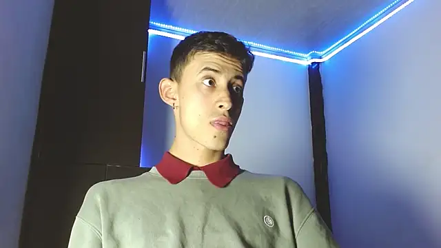 Snapshot of Emil_prl chatting on September 29, 2025, 1:22 am Emil prl online show from September 29, 2025, 1:22 am