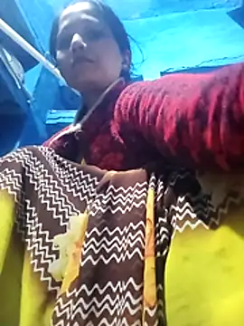 Jooli xx online show from February 26, 2026, 1:15 am