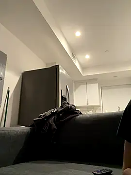 Snapshot of aurorasparkles chatting on November 14, 2025, 1:32 pm aurorasparkles online show from November 14, 2025, 1:32 pm