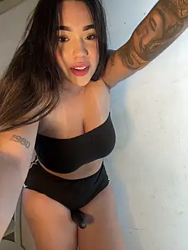 Snapshot of SofiaWildee chatting on February 17, 2026, 2:41 am SofiaWildee online show from February 17, 2026, 2:41 am