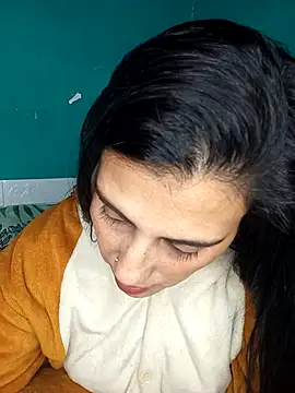 Snapshot of kariciasecreta chatting on November 8, 2025, 12:44 am kariciasecreta online show from November 8, 2025, 12:44 am