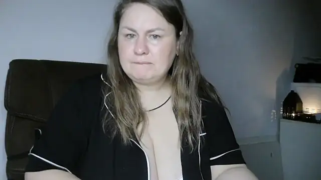 Snapshot of MartaXLove chatting on February 4, 2026, 7:09 pm MartaXLove online show from February 4, 2026, 7:09 pm