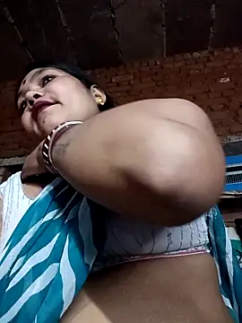 Snapshot of Rashili_jaan chatting on February 2, 2026, 11:09 am Rashili jaan online show from February 2, 2026, 11:09 am