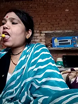 Snapshot of Rashili_jaan chatting on February 3, 2026, 9:47 am Rashili jaan online show from February 3, 2026, 9:47 am