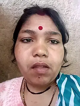 Snapshot of Rashili_jaan chatting on February 4, 2026, 4:07 am Rashili jaan online show from February 4, 2026, 4:07 am