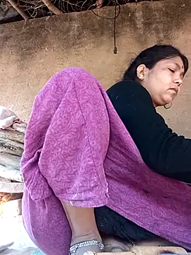 Snapshot of Rashili_jaan chatting on February 8, 2026, 3:43 am Rashili jaan online show from February 8, 2026, 3:43 am