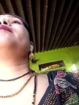 Snapshot of Rashili_jaan chatting on February 14, 2026, 10:01 am Rashili jaan online show from February 14, 2026, 10:01 am