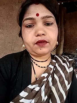 Snapshot of Rashili_jaan chatting on February 23, 2026, 9:39 am Rashili jaan online show from February 23, 2026, 9:39 am