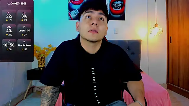 Snapshot of Nicolas_James_Sc chatting on February 10, 2026, 1:37 pm Nicolas James Sc online show from February 10, 2026, 1:37 pm