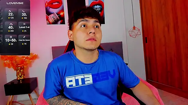 Snapshot of Nicolas_James_Sc chatting on February 17, 2026, 1:51 pm Nicolas James Sc online show from February 17, 2026, 1:51 pm