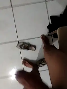 Snapshot of sueldofo chatting on October 24, 2025, 12:41 am sueldofo online show from October 24, 2025, 12:41 am