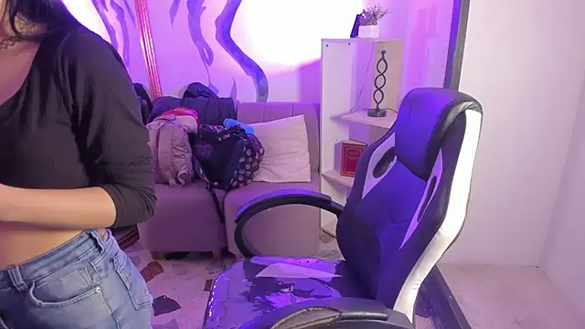 AlliceCopper online show from February 12, 2026, 12:00 pm