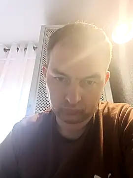 Snapshot of SummerArthur chatting on September 13, 2025, 8:36 am SummerArthur online show from September 13, 2025, 8:36 am