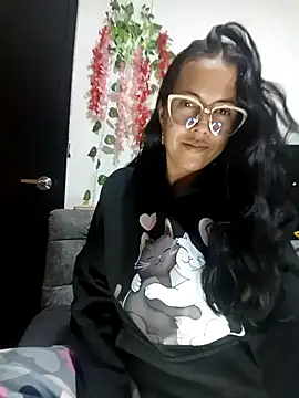 MiaForever1 online show from February 10, 2026, 4:27 am