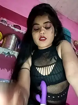 Snapshot of Yatiksha_Beby chatting on February 8, 2026, 3:48 pm Yatiksha Beby online show from February 8, 2026, 3:48 pm