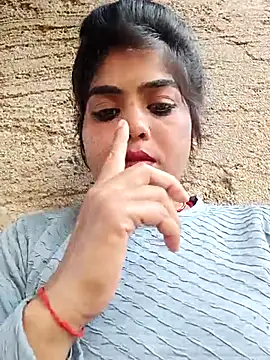 Snapshot of Yatiksha_Beby chatting on February 10, 2026, 11:03 am Yatiksha Beby online show from February 10, 2026, 11:03 am