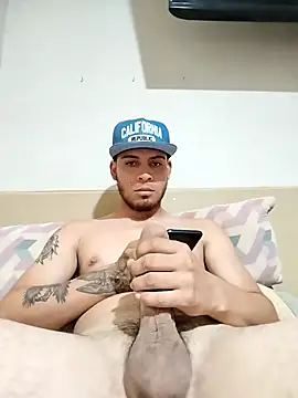 xanderbigcook1 online show from February 28, 2026, 4:52 pm