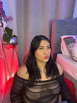 Snapshot of Elyross1_ chatting on October 19, 2025, 10:43 pm Elyross1 online show from October 19, 2025, 10:43 pm