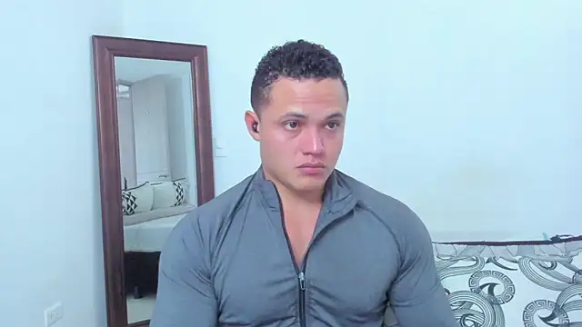 Snapshot of KingLevi01 chatting on February 16, 2026, 8:38 pm KingLevi01 online show from February 16, 2026, 8:38 pm