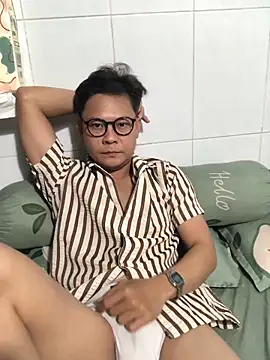 Snapshot of datnguyenvn chatting on February 3, 2026, 11:54 pm datnguyenvn online show from February 3, 2026, 11:54 pm