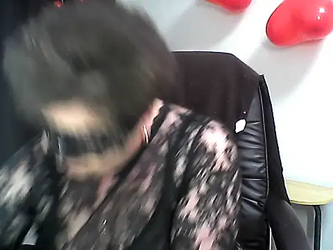 Snapshot of EllaLove2277 chatting on February 14, 2026, 11:51 am EllaLove2277 online show from February 14, 2026, 11:51 am