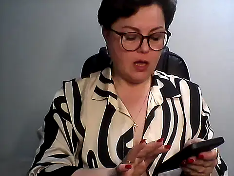 Snapshot of EllaLove2277 chatting on February 26, 2026, 6:34 am EllaLove2277 online show from February 26, 2026, 6:34 am