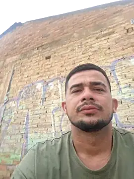 yeffito1 online show from September 29, 2025, 8:46 pm